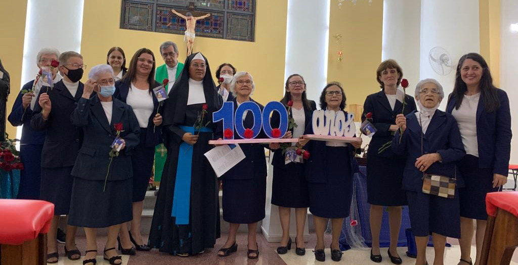 Congregação celebra 100 anos de missão em Santos